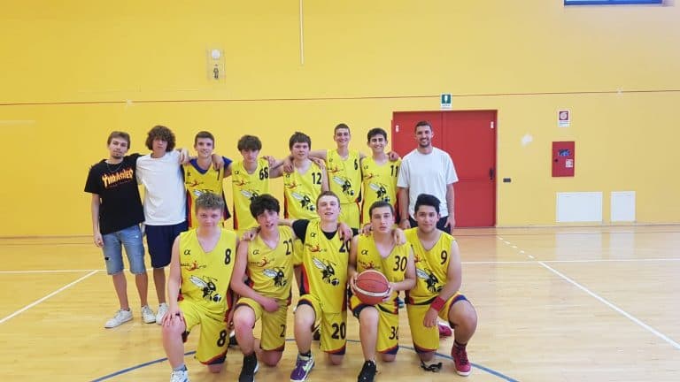 I nostri ragazzi vanno alle SEMIFINALI PROVINCIALI CSI di basket!!